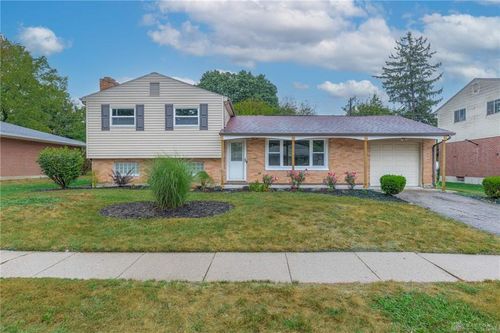 3660 Castano Dr, Dayton, OH, 45416-1106 | Card Image