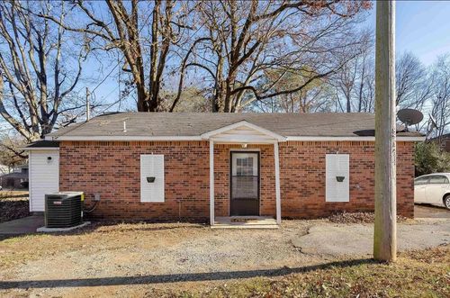 2302 Chisholm Rd, Florence, AL, 35630-1305 | Card Image