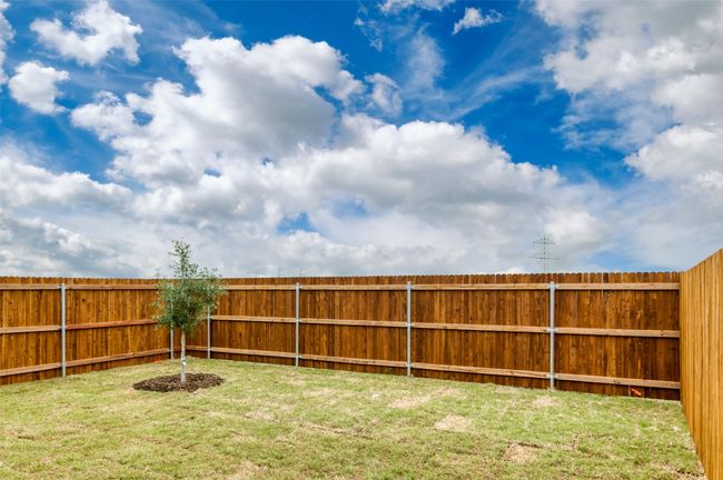 624 Harvest Moon Dr, Home with 3 bedrooms, 2 bathrooms and null parking in Venus TX | Image 19
