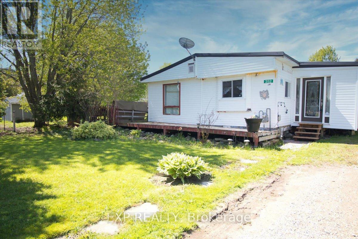 Residential in Chatham-Kent (Highgate) 3