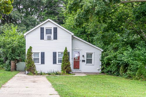 421 River St, Spring Lake, MI, 49456-1905 | Card Image