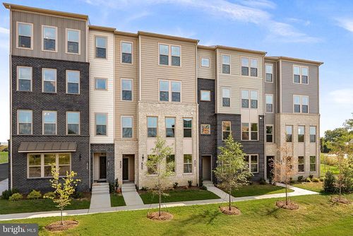 19752 Misty Moss Sq, Ashburn, VA, 20147 | Card Image