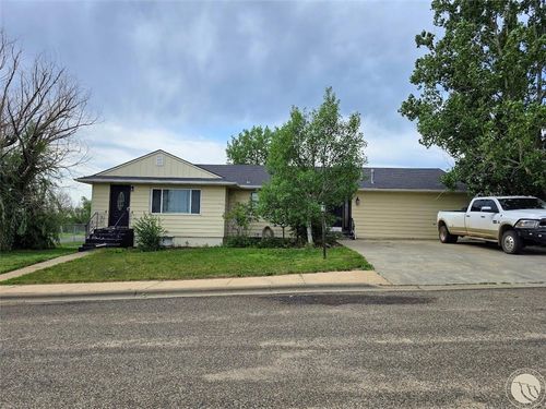 316 W Pleasant Ave, Baker, MT, 59313-9183 | Card Image