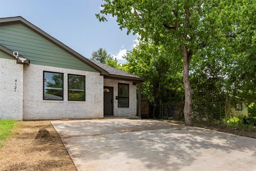 b-5121 Southwind St, Houston, TX, 77033-3418 | Card Image