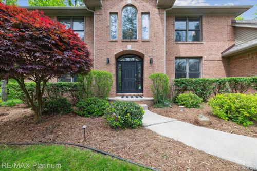 4298 Emu Dr, Pinckney, MI, 48169-9629 | Card Image
