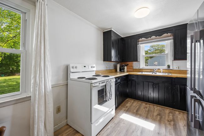 26 Clear Lake Rd, House other with 3 bedrooms, 1 bathrooms and null parking in North Branford CT | Image 9