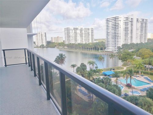 906-18151 Ne 31st Ct, Aventura, FL, 33160-2600 | Card Image