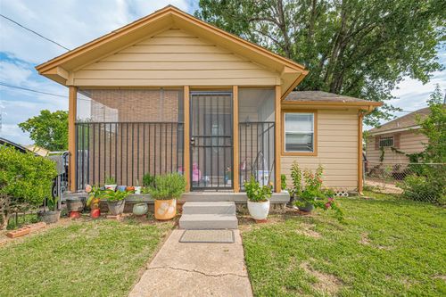 7512 Amarillo St, Houston, TX, 77020-7007 | Card Image