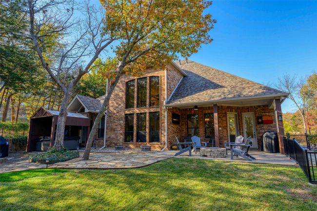 588 Lakepoint Loop, House other with 3 bedrooms, 3 bathrooms and null parking in Pottsboro TX | Image 39