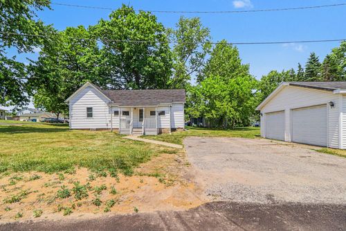 201 N Taylor St, Hebron, IN, 46341 | Card Image