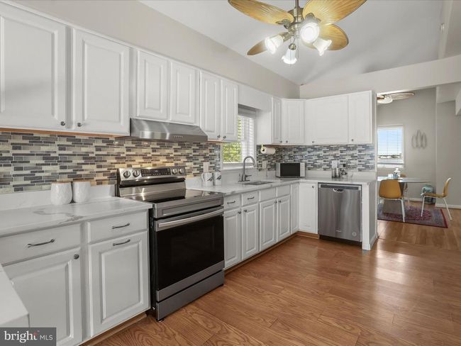 2304 Poplar Rd, House other with 4 bedrooms, 4 bathrooms and null parking in Baltimore MD | Image 17