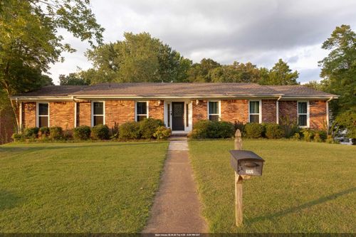 222 Roxie Dr, Florence, AL, 35633-1358 | Card Image