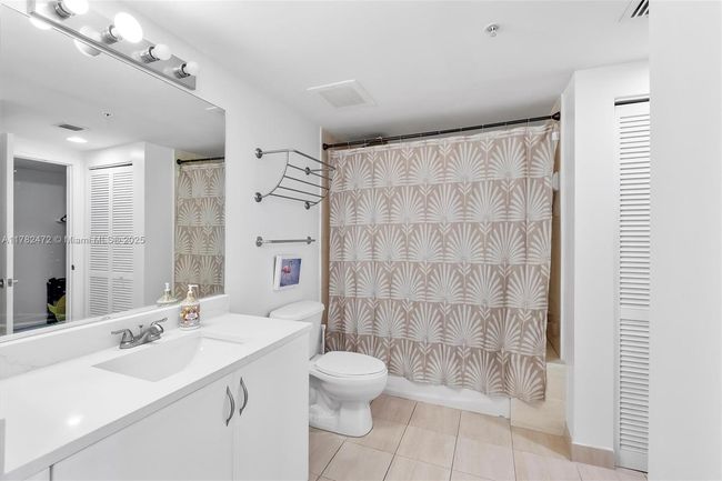 APT-3106 - 1750 Bayshore Dr, Condo with 1 bedrooms, 1 bathrooms and null parking in Miami FL | Image 16