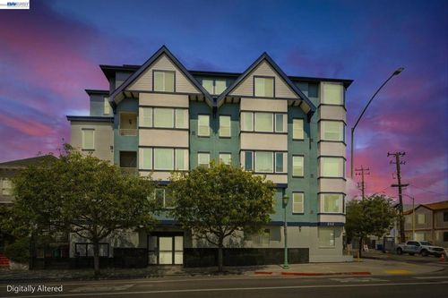 303-252 International Blvd, Oakland, CA, 94606 | Card Image