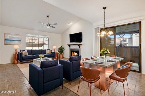 2022-533 W Guadalupe Rd, Mesa, AZ, 85210-7756 | Card Image