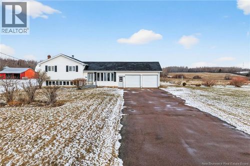 265 Irving Blvd, Bouctouche, NB, E4S3K5 | Card Image