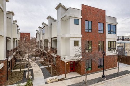 337 College Avenue, Fort Worth, TX, 76104 | Card Image