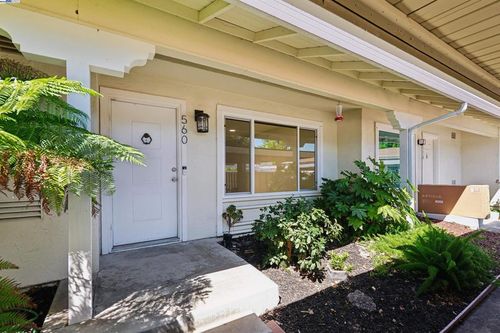 560 La Copita Ct, San Ramon, CA, 94583-1814 | Card Image