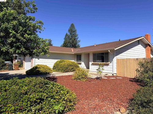 119 Clear Creek Ct, Martinez, CA, 94553-6107 | Card Image