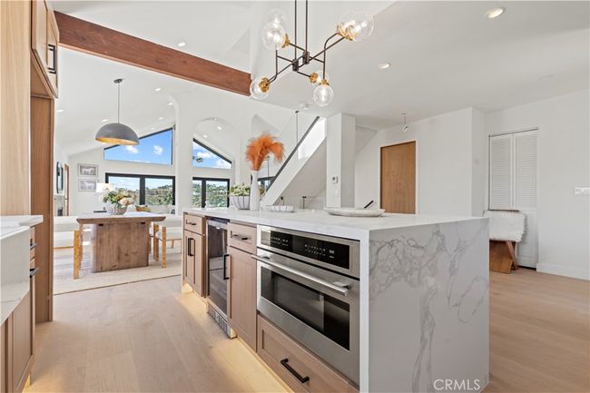 8280 Grand View Dr, House other with 3 bedrooms, 4 bathrooms and 2 parking in LOS ANGELES CA | Image 18