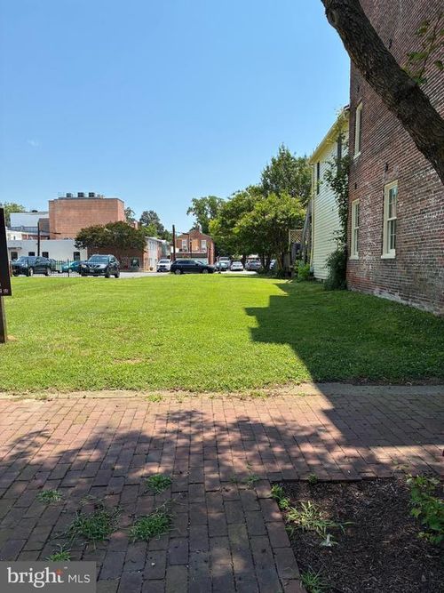 26 S Washington St, EASTON, MD, 21601 | Card Image