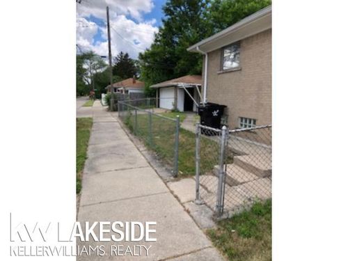 18601 Albion St, Detroit, MI, 48234-3701 | Card Image