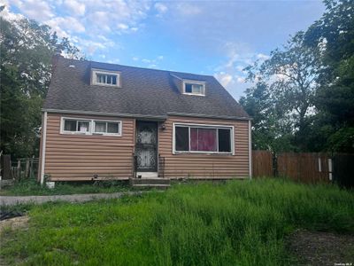 22 Satinwood Street, House other with 4 bedrooms, 1 bathrooms and null parking in Central Islip NY | Image 1