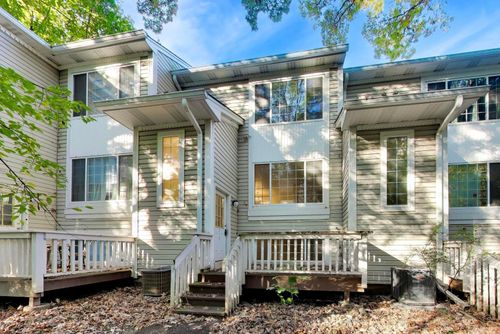 319 Whispering Oaks Ln, Round Lake, IL, 60073-3584 | Card Image