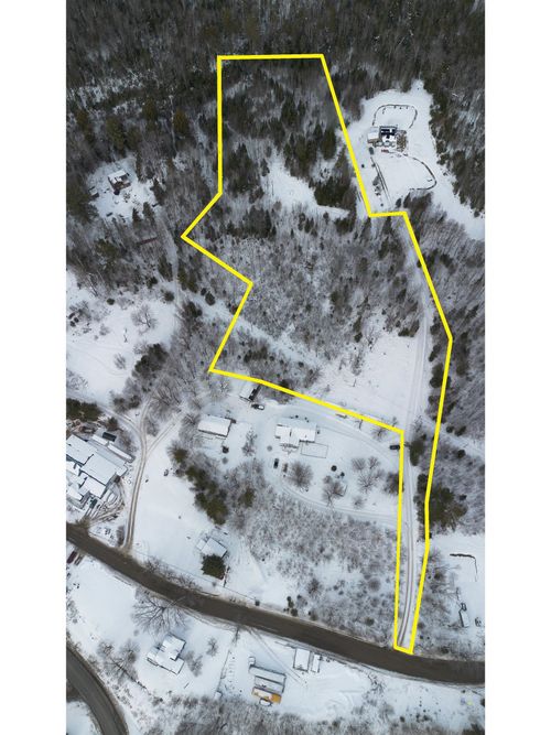 103 River Rd, Bethlehem, NH, 03574-4208 | Card Image
