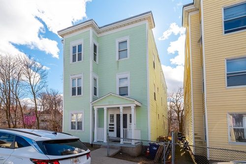 352 Norfolk St, Boston, MA, 02124-4143 | Card Image