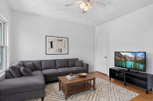 apt-37-1619 Massachusetts Ave, Cambridge, MA, 02138-2753 | Card Image