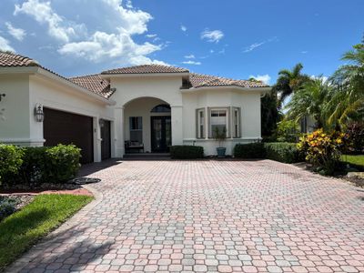 7563 Ironhorse Boulevard, House other with 3 bedrooms, 2 bathrooms and null parking in West Palm Beach FL | Image 3