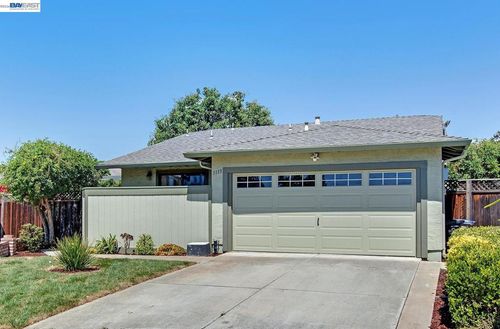 3133 Swindon Ct, San Jose, CA, 95148-3652 | Card Image