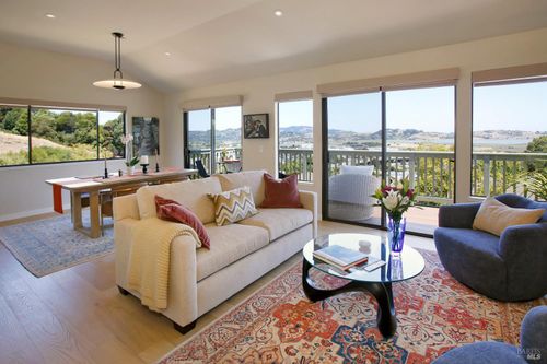 34 Laurel Dr, Corte Madera, CA, 94925-2210 | Card Image