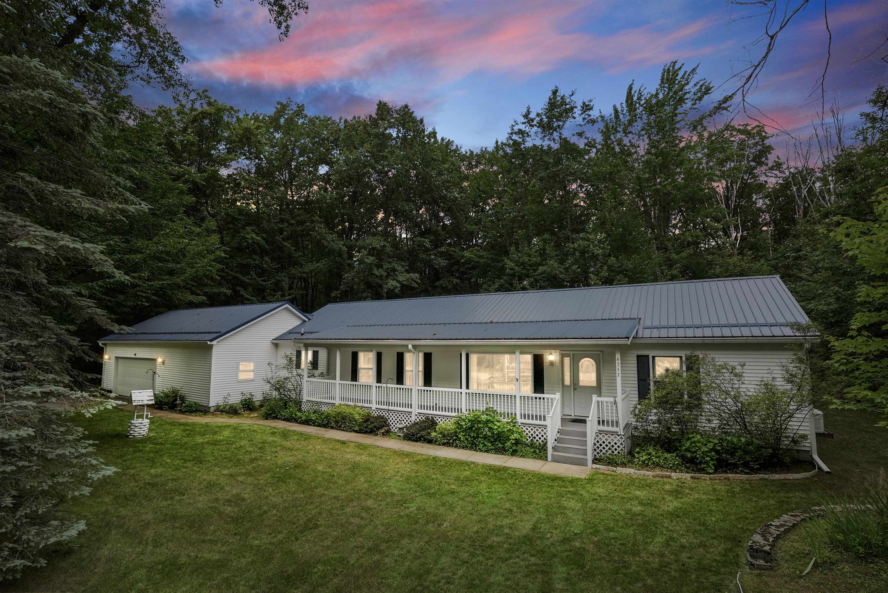 Lake Mitchell Dr, Cadillac, MI 49601