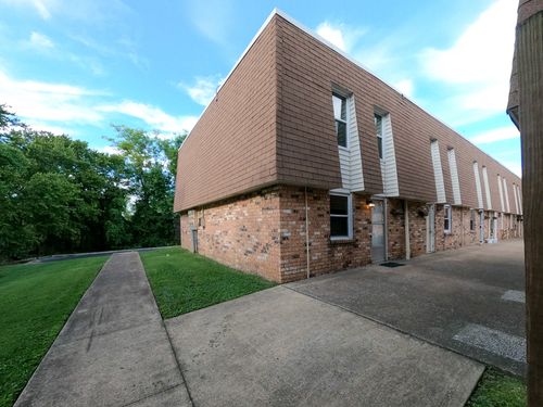 c-9-370 Wallace Rd, Nashville, TN, 37211-4800 | Card Image