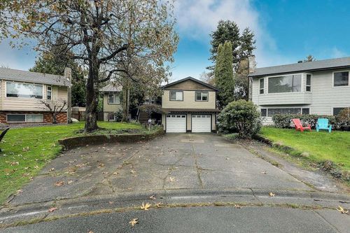 9078 118 St, Delta, BC, V4C7L8 | Card Image