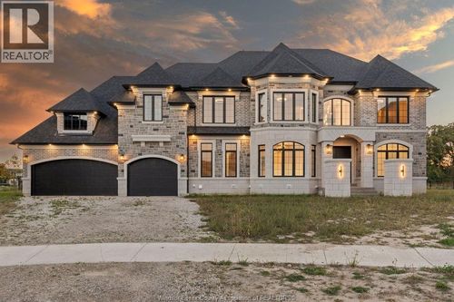 4330 Caterina, Lasalle, ON, N9H0N3 | Card Image