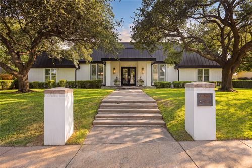 6946 Forest Glade Cir, Dallas, TX, 75230-4208 | Card Image