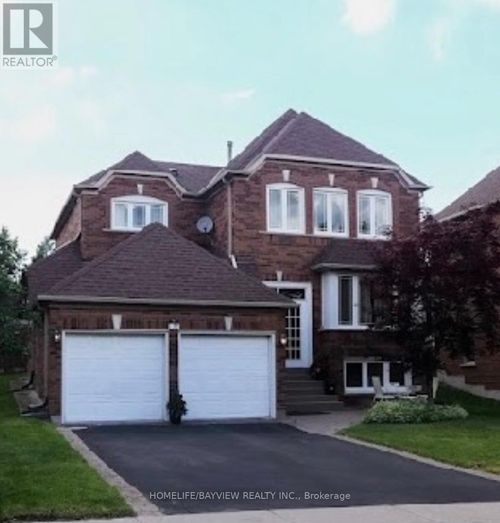 137 Widdifield Avenue, Newmarket (Armitage), ON, L3X1Z3 | Card Image