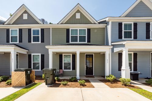 513 Green Fern Dr, Summerville, SC, 29483-4669 | Card Image