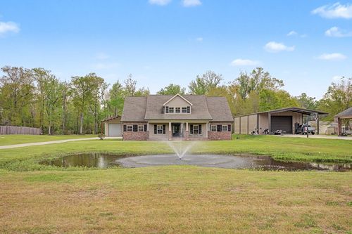 208 Live Oak Dr, Thibodaux, LA, 70301-8810 | Card Image