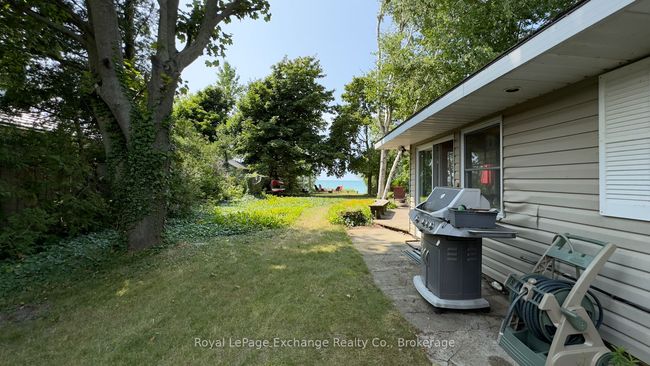 46 Bell Dr, House other with 5 bedrooms, 2 bathrooms and 4 parking in Kincardine ON | Image 43
