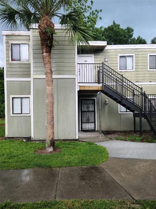 303-303 Scottsdale Sq, WINTER PARK, FL, 32792-5311 | Card Image