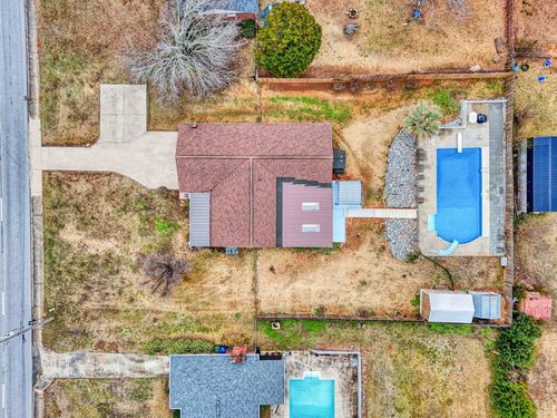 1605 Durst Ave E, Greenwood, SC, 29649-3024 | Card Image