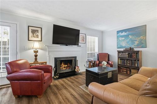 3665 Essex Ave, Atlanta, GA, 30339-5745 | Card Image