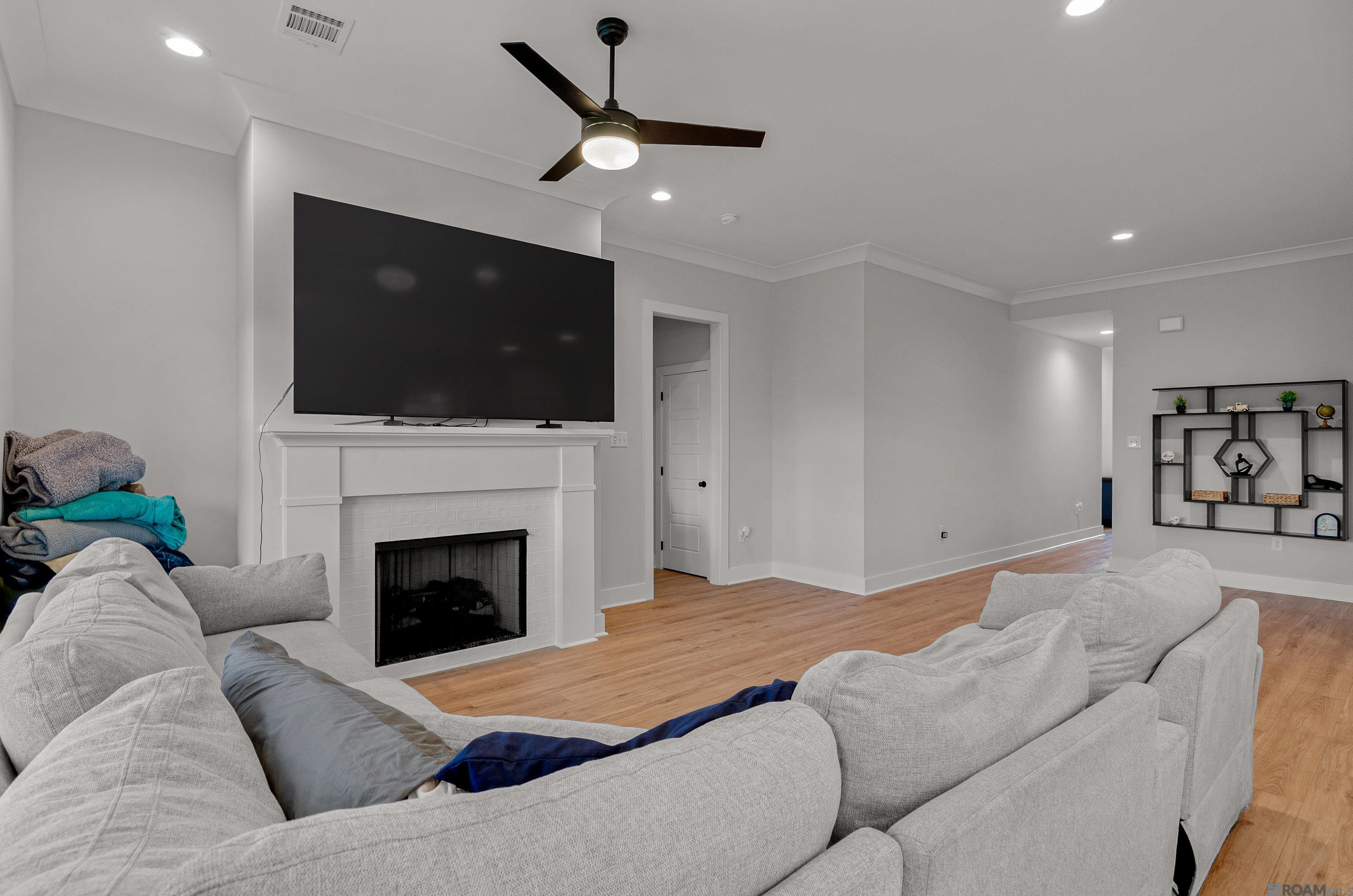 Residential Lease in Gonzales 4