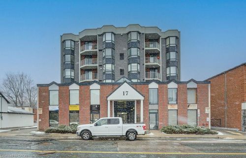 {{alt}} | Card Image