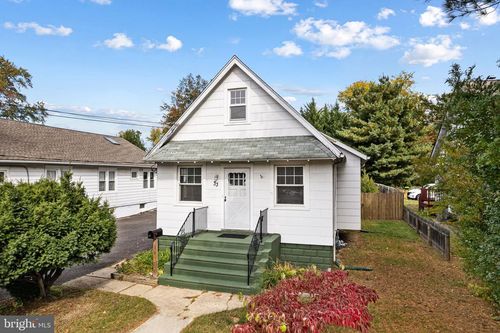 33 E Gloucester Pike, BARRINGTON, NJ, 08007-1345 | Card Image