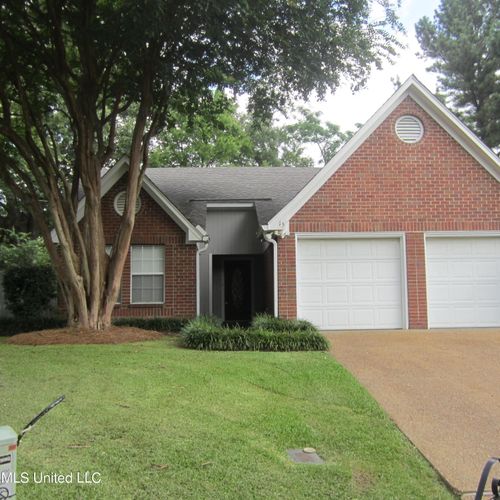 15 Peppermill Dr, Madison, MS, 39110-9743 | Card Image